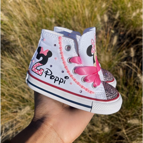 Kids Minnie Mouse Birthday Converse - Picture 6 of 10